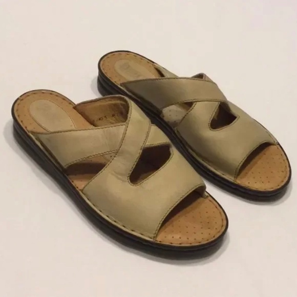 Born Hand Crafted Footwear Leather Sandals Sz 9 - Picture 1 of 5